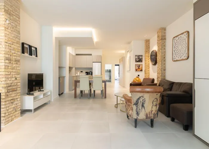Luxury Apartment City Center
