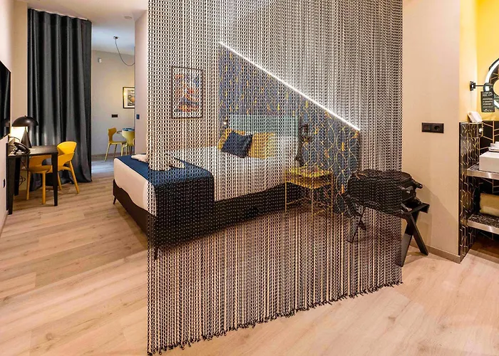 Hotel Pathos By Mimood Aparthotels