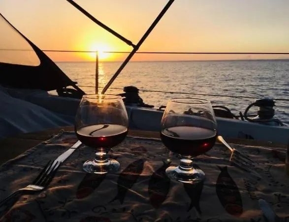 Magnificent Sailboat With Free Parking For Cars