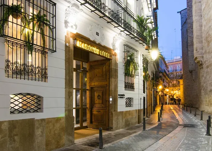 Myr Marques House