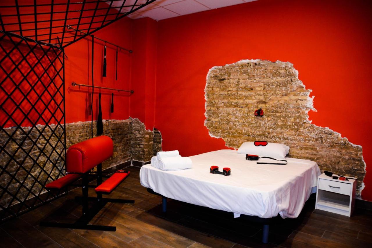 Pecalite Space Love hotel Valencia