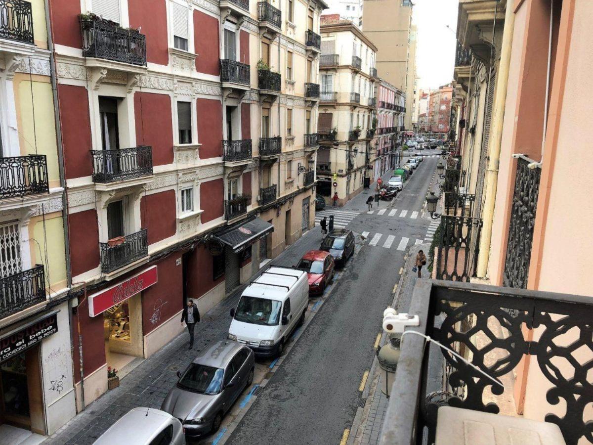 Apartment Centrico Torres De Quart.