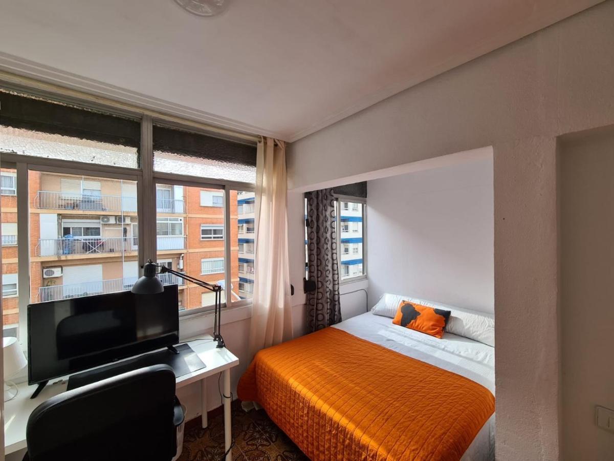 Piso Cerca De La Playa - Act. Mauri 1b Valencia