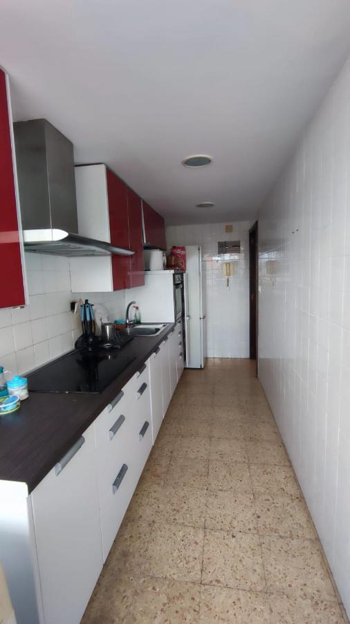 Gasthof Con Cama Doble, Piso Compartido En Avenida Blasco Ibanez