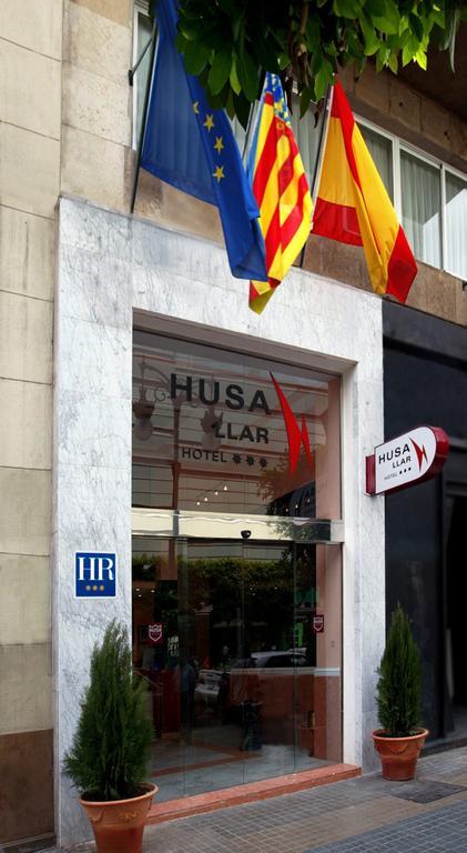 One Shot Colon Hotel 3*