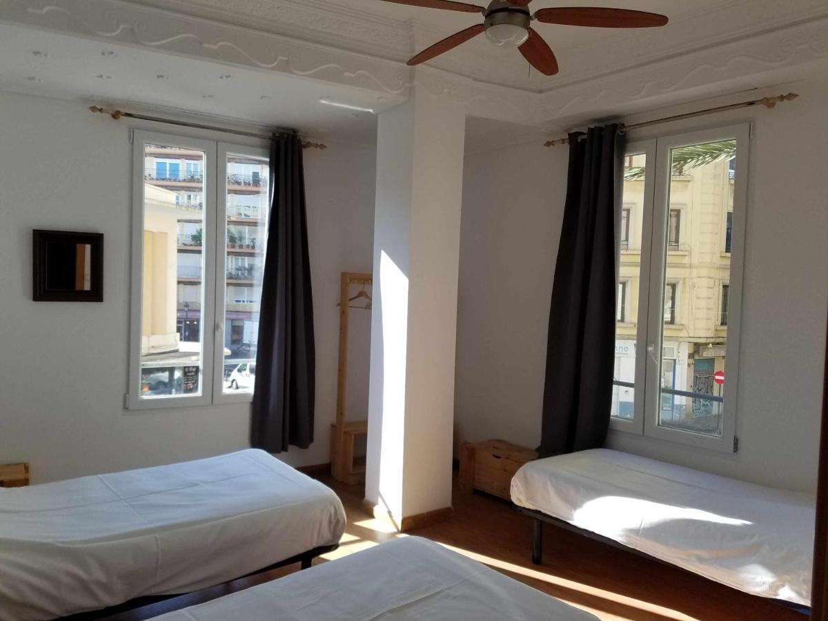 Hostel Russafa Youth