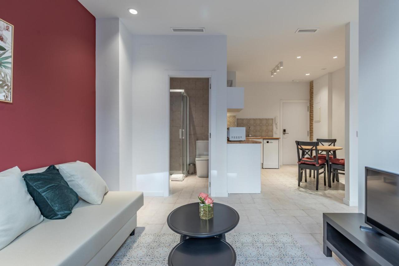 Modern Close To Centre *