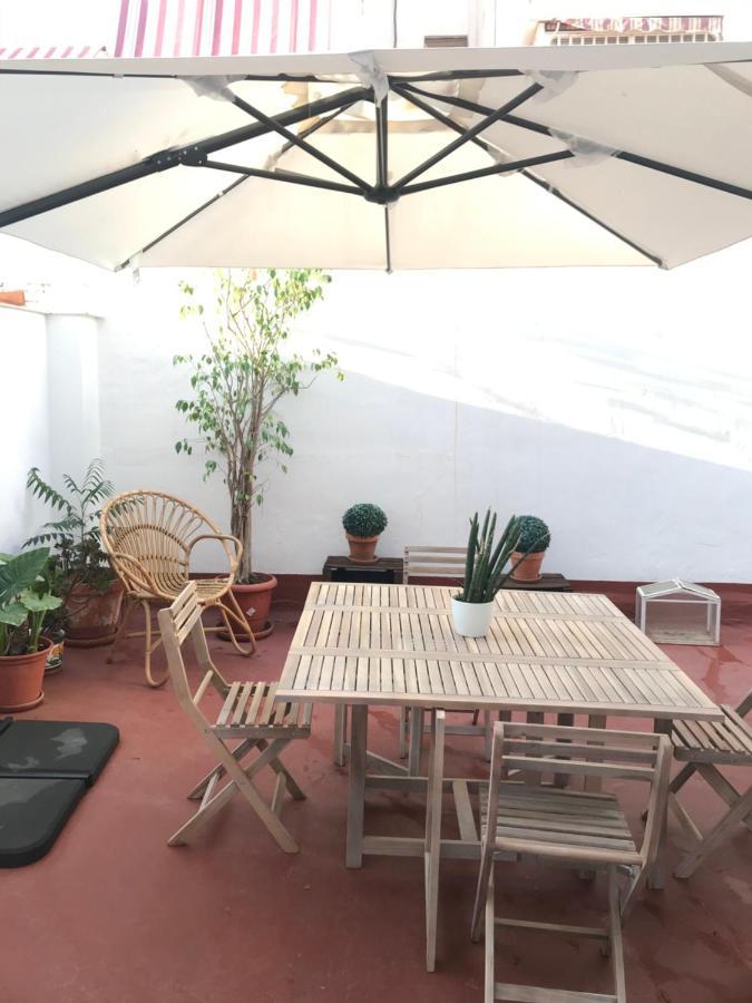 2 Terraza Free Wifi *