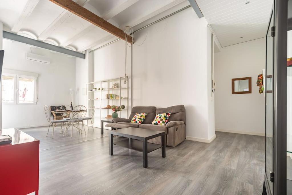 120 Sqm Loft-style Royal Marina Apartment