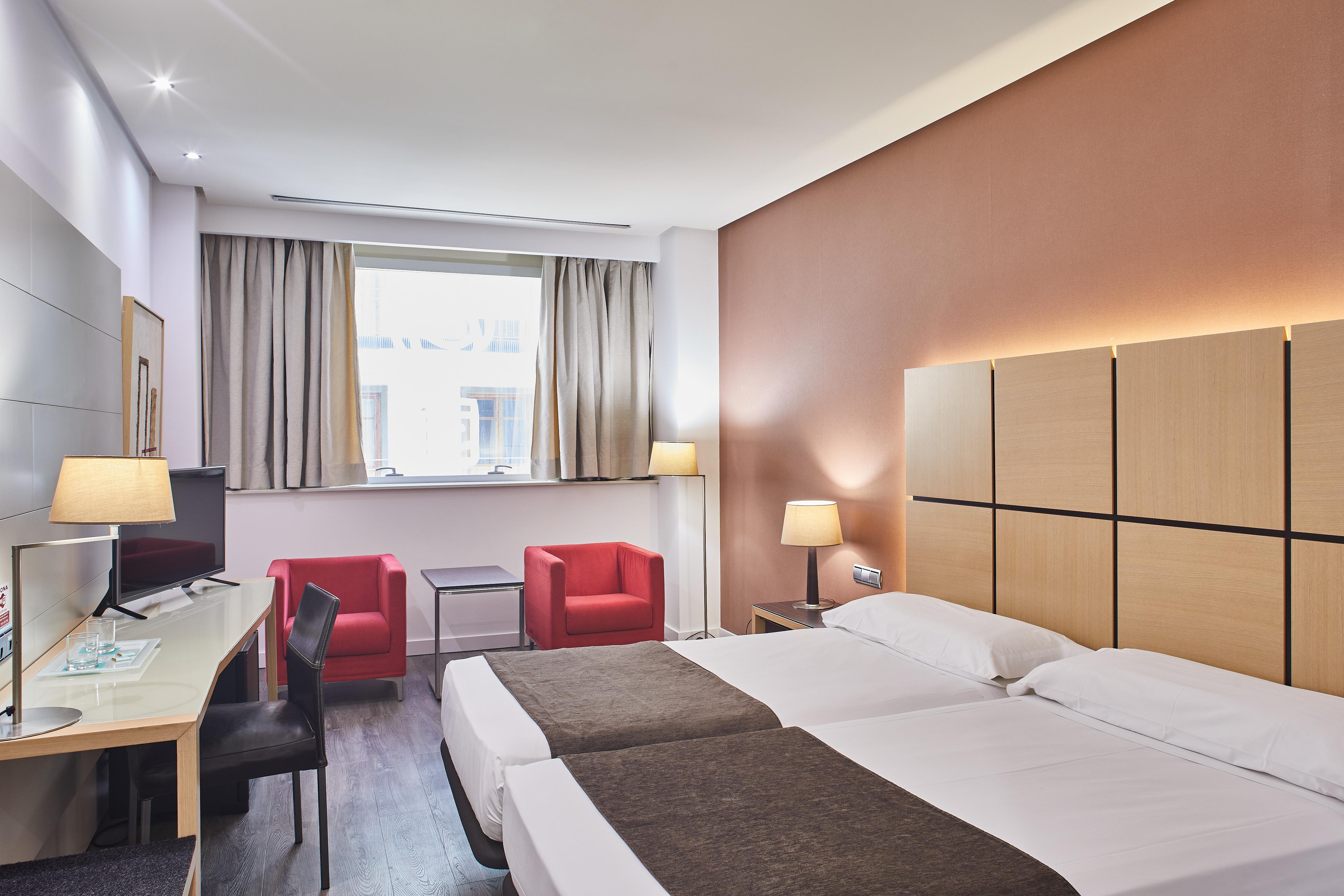 Silken Puerta Hotel 4*
