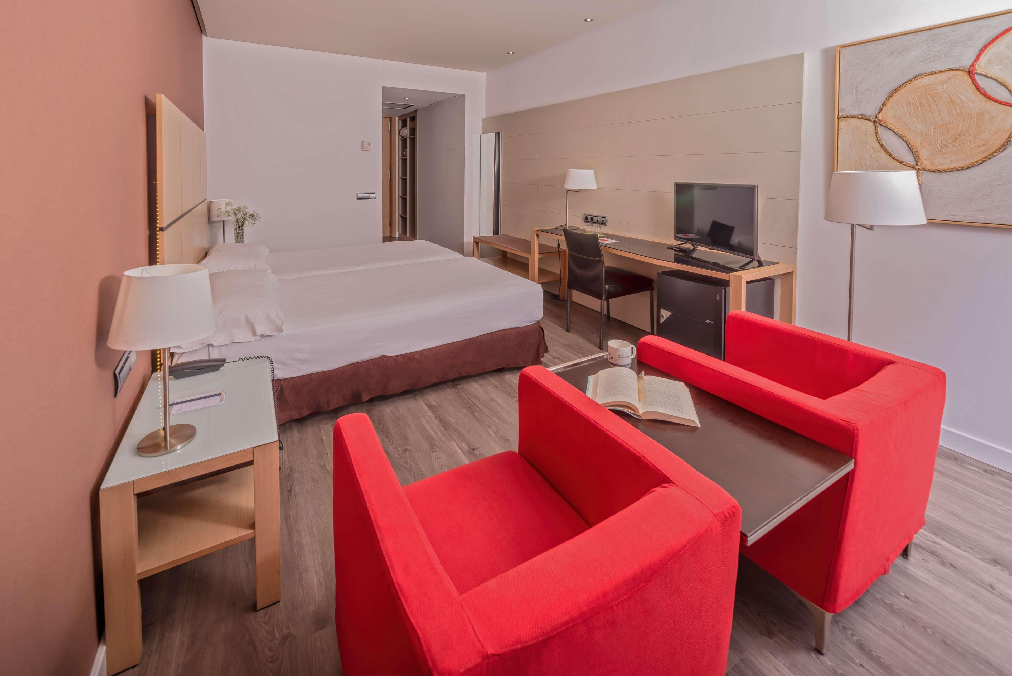 Silken Puerta Hotel 4*
