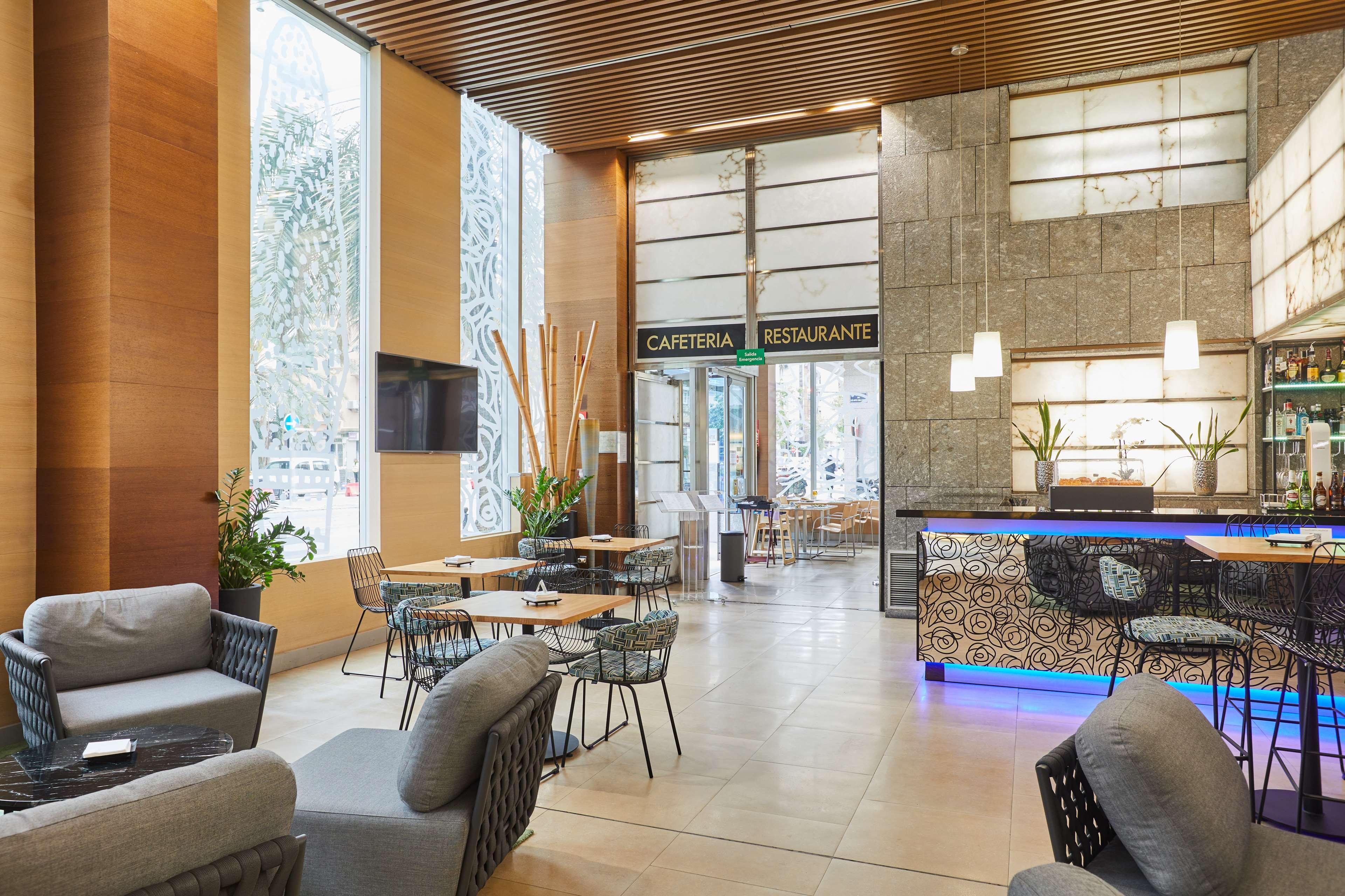 Silken Puerta Hotel 4*