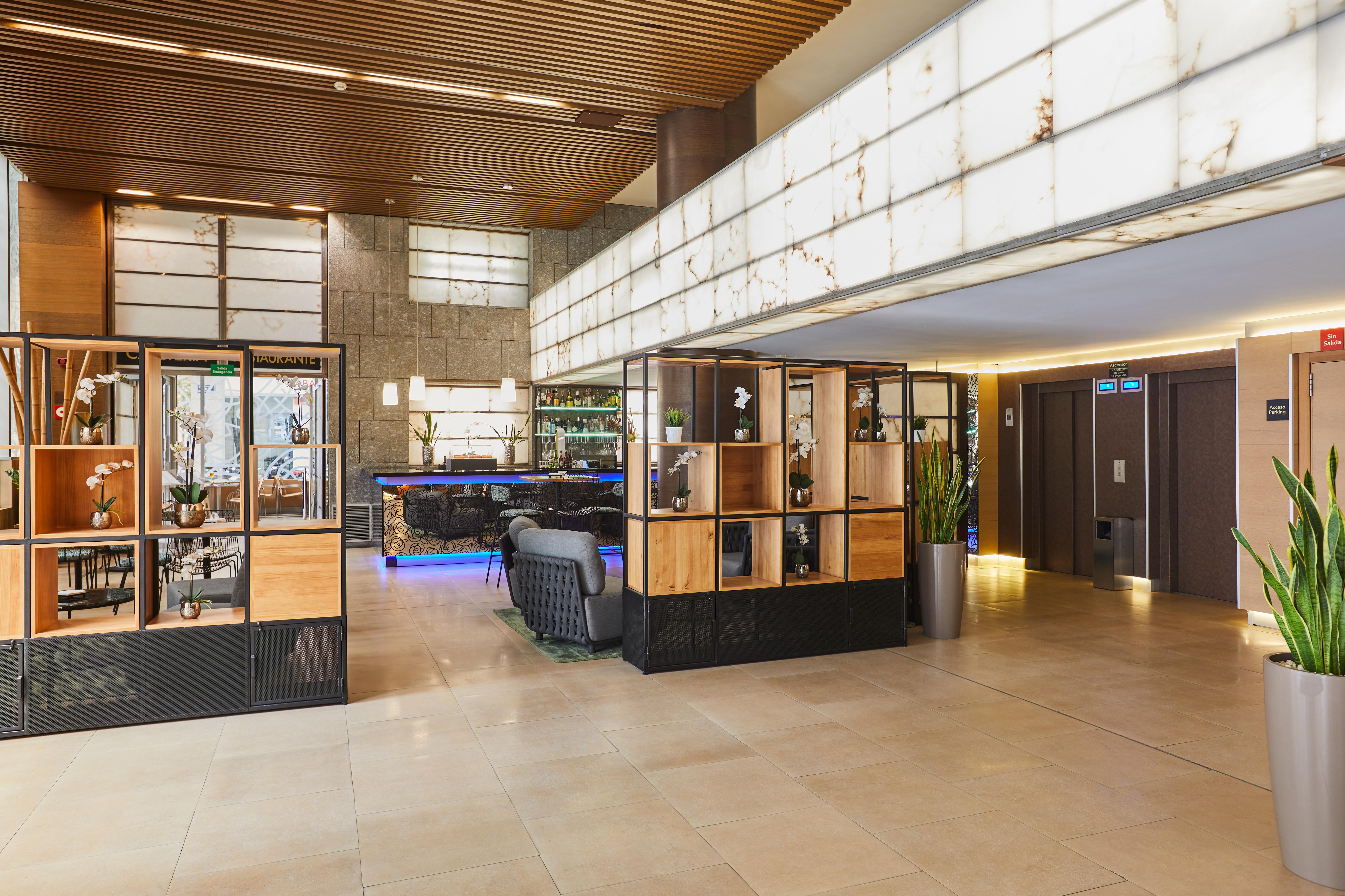 Silken Puerta Hotel 4*
