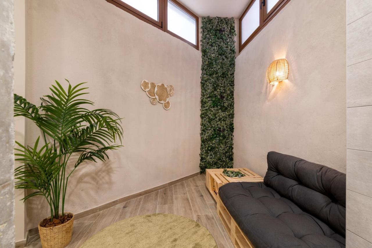 Art Lofts Gardens Apartment *