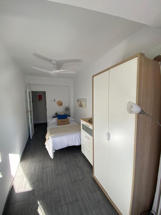 Malvarrosa, Cabanal, Wifi Free. Ca' Micaela. Apartment