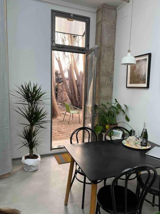 ☆☆ ☆☆ Photo Gallery. 3 Min Walk From Carmen Valencia