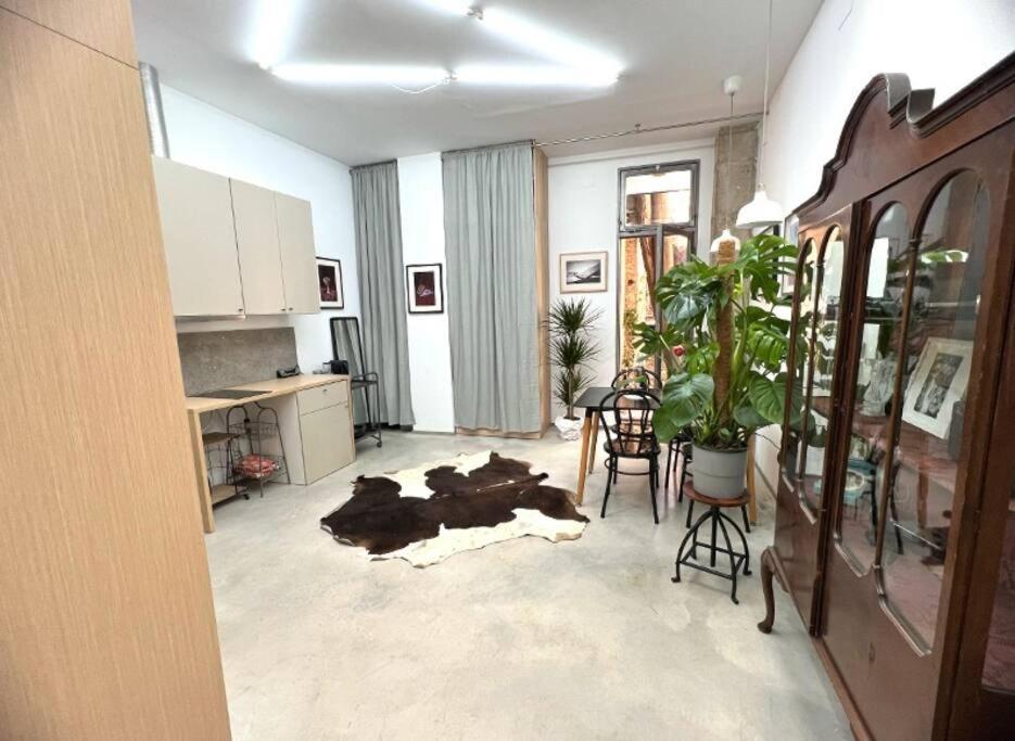 ☆☆ ☆☆ Photo Gallery. 3 Min Walk From Carmen Apartment *