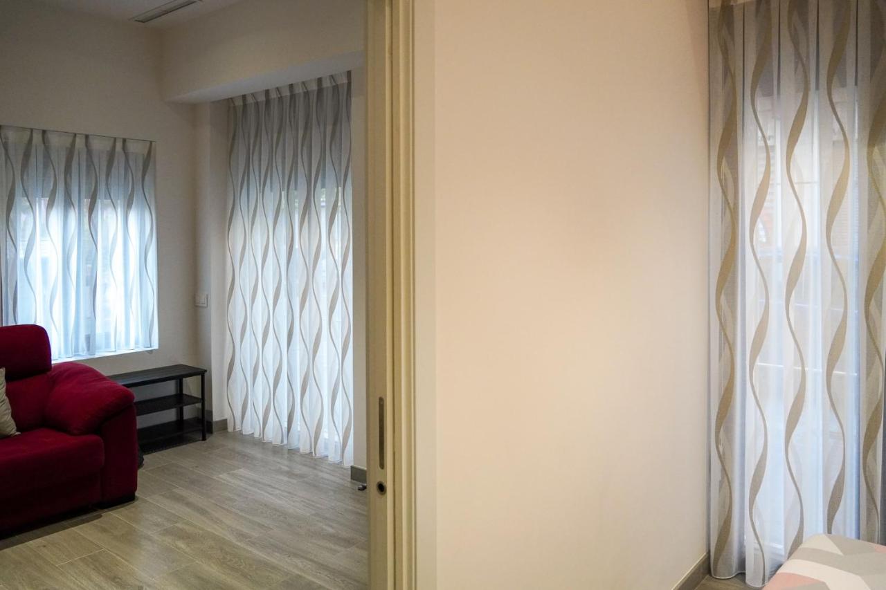 Mimi's In En Corts Apartment *