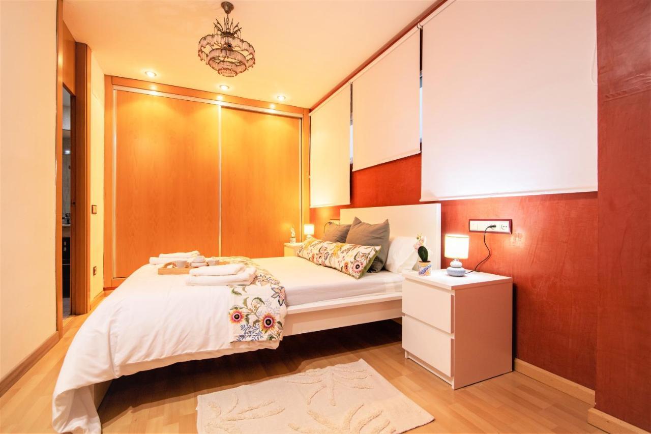 Appartement Penthouse Duplex In A 4 Floors Spanish House -8 Min To Center By Metro