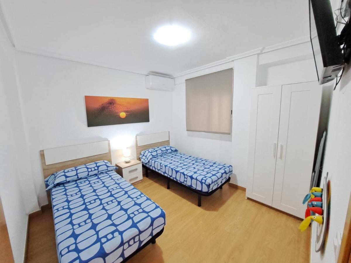 Centrico En Proximo Parada De Metro Angel Guimera Apartment *