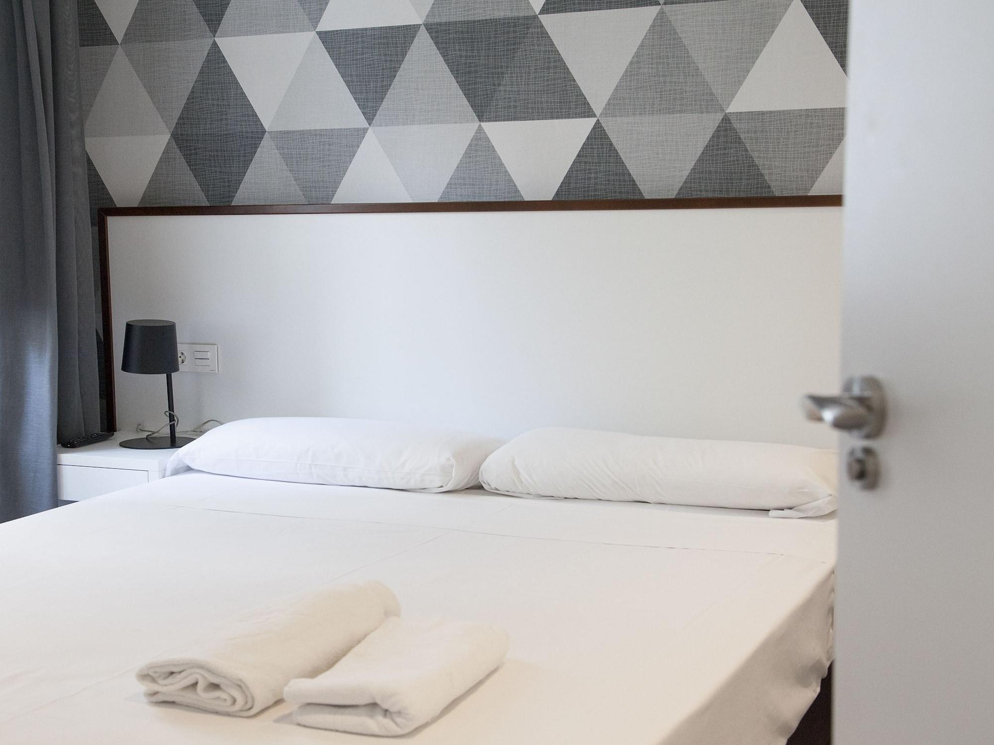 Flats Friends Soho Suites Apartment
