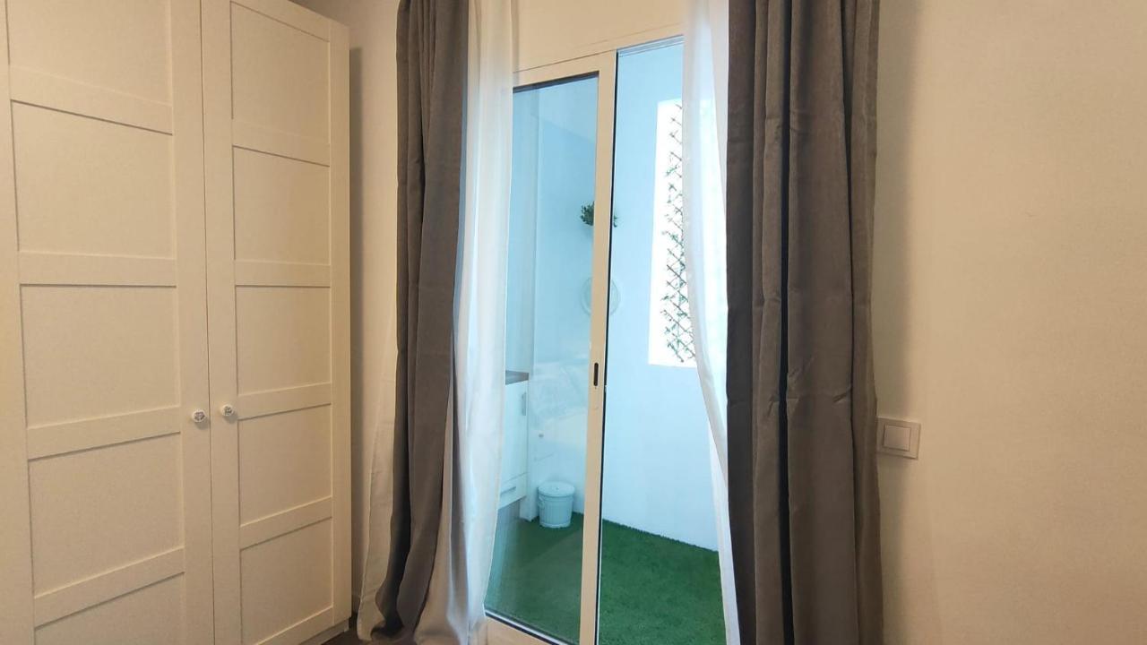 Small And Cozy - G10 * Valência