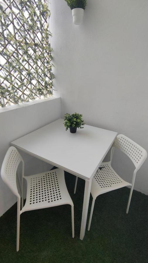 Small And Cozy - G10 * Valência