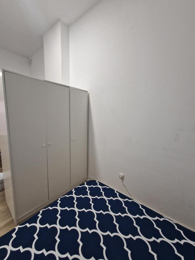 Estacion Joaquin Sorolla Myhomestay Valencia