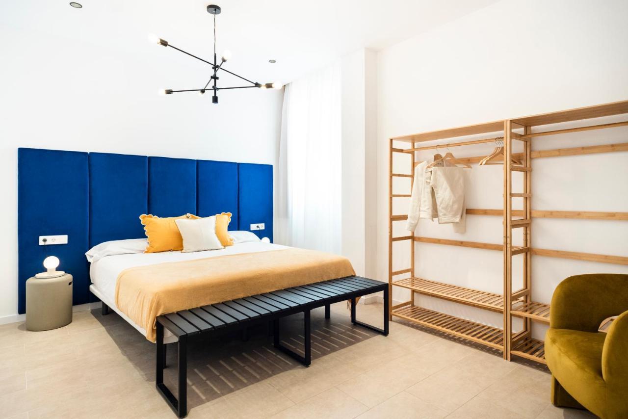 Aparthotel Blanq Marina Suites
