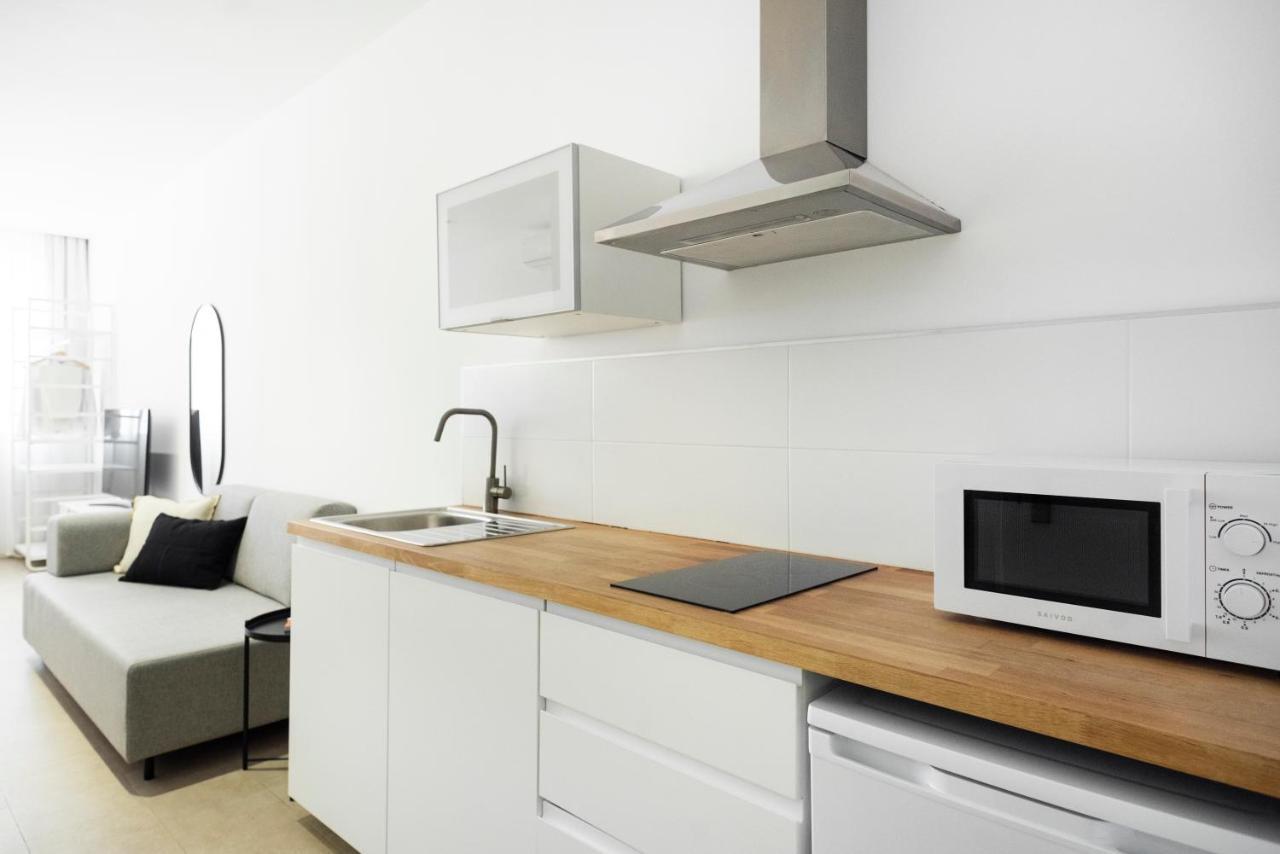 Blanq Marina Suites Aparthotel