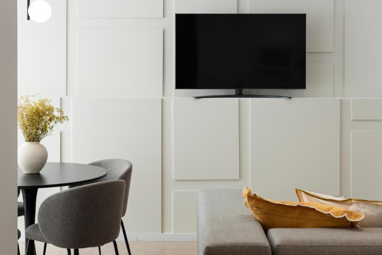 Blanq Marina Suites Valencia