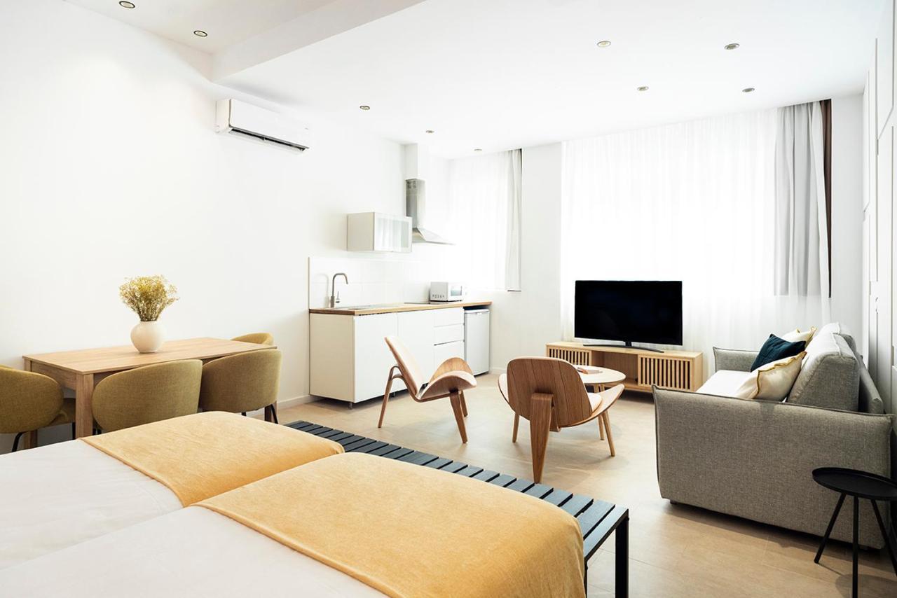Aparthotel Blanq Marina Suites *