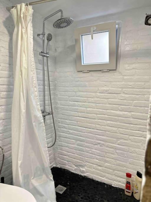 Cozy En Ruzafa 2-4 Personas Con Aire Acondicionado Y Salida Directa A Terraza Apartment *
