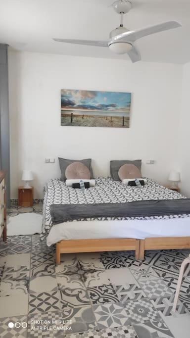 Precioso Con A/a En Ruzafa Con Terracita Privada Y Acceso A Un Jardin, 2-3 Personas * Valencia