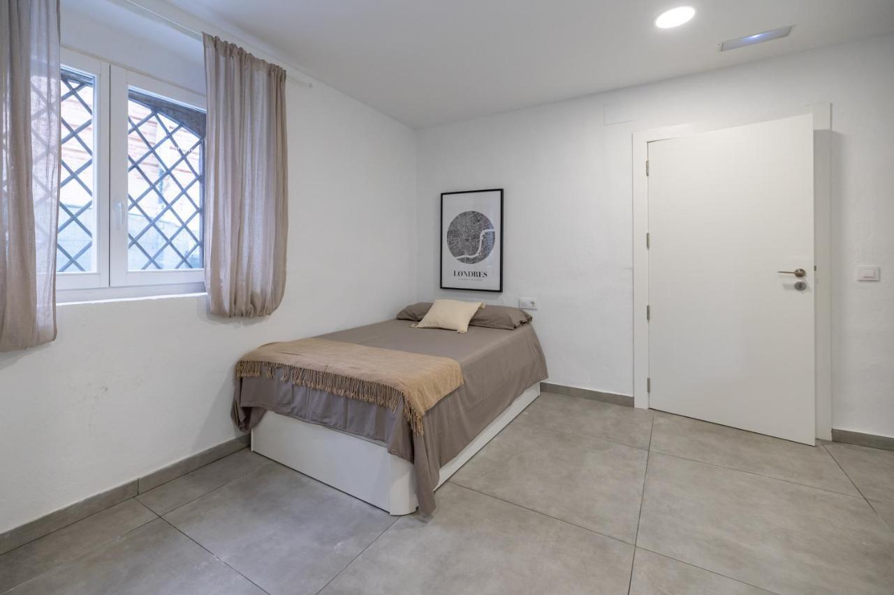 Residencia Universitaria Trinitarios Apartment