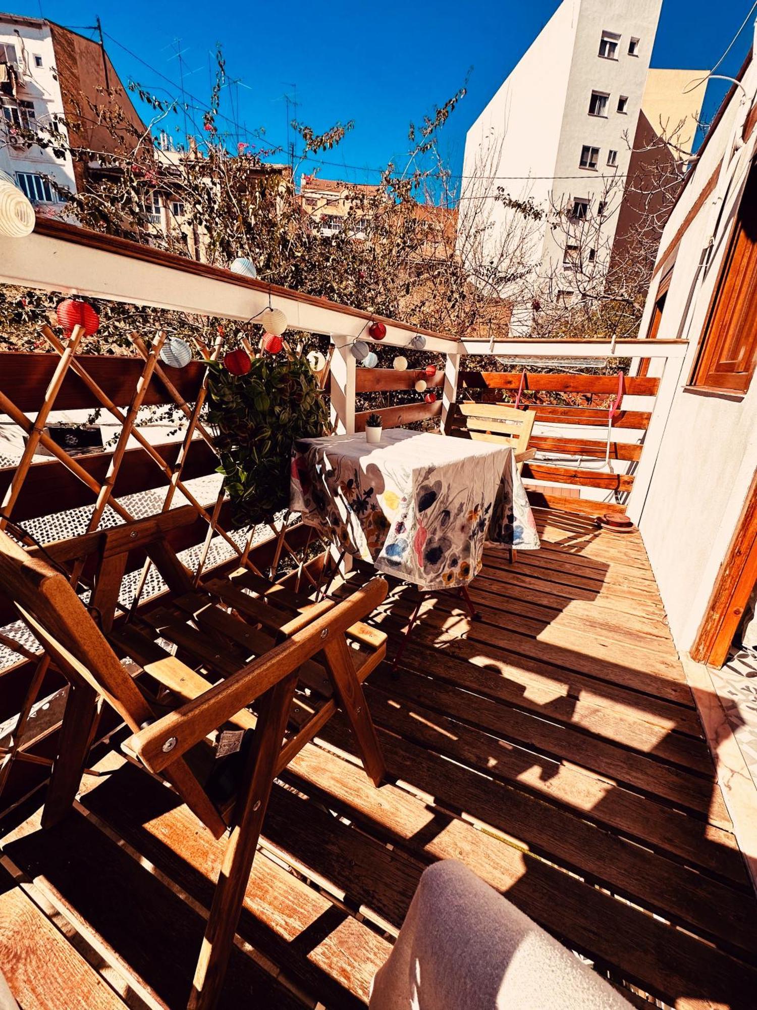 Apartment Precioso Con A/a En Ruzafa Con Terracita Privada Y Acceso A Un Jardin, 2-3 Personas Valencia