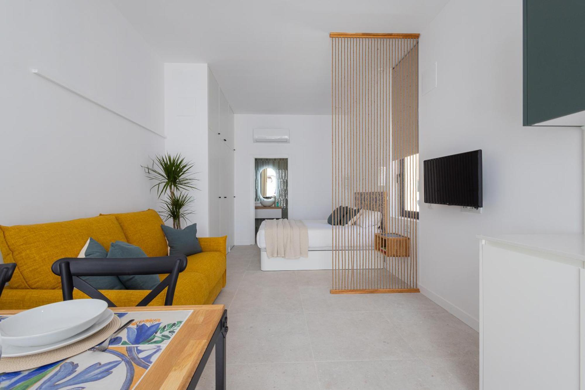 Apartment Florit Flats - Stylish By The Joaquin Sorolla Station Valencia