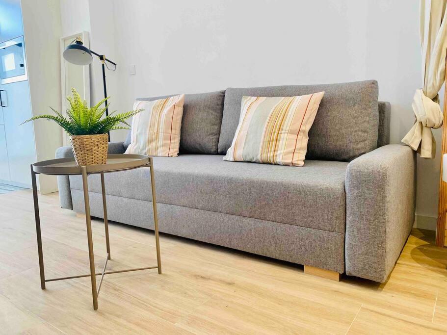 & Cozy Flat Close The Apartment *