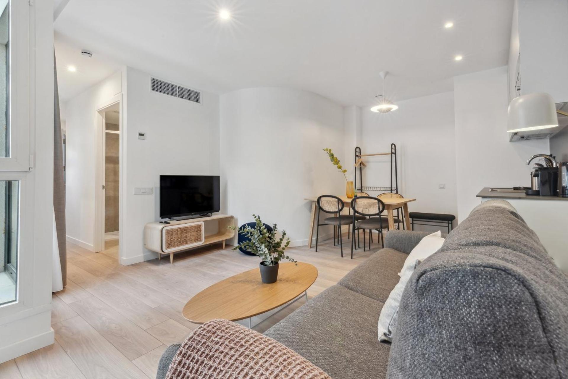 Apartment Limehome Carrer Del Pare Palau I Quer Valencia