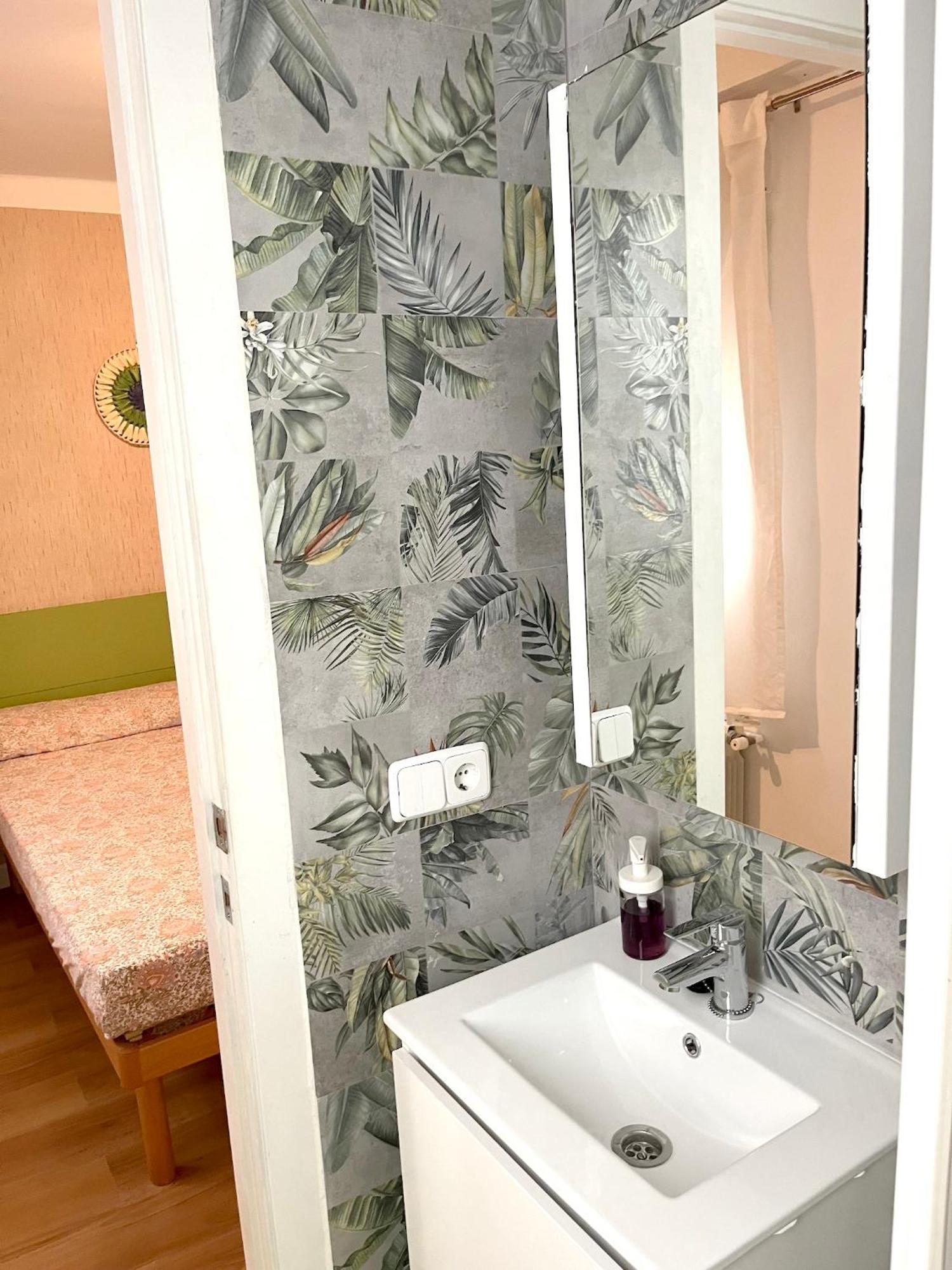 Modern In 90 M² Wheelchair Access Apartment Valencia