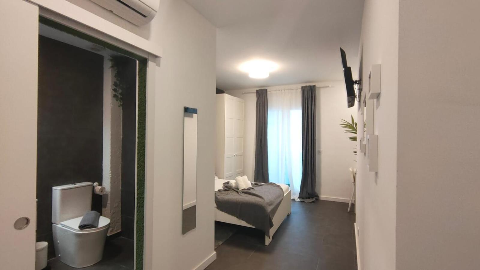 Small And Cozy - G10 * Valência