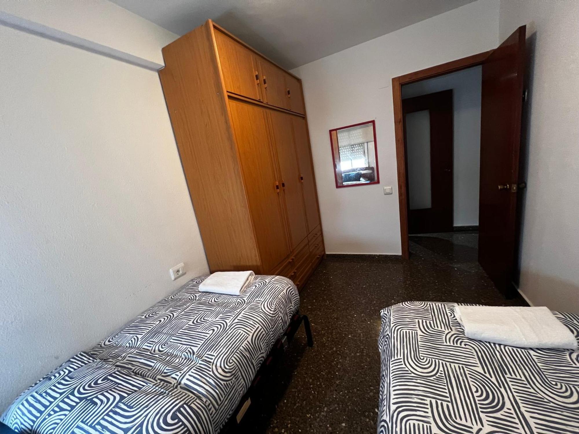 Homestay Habitacion Centrica En Acogedora Casa *