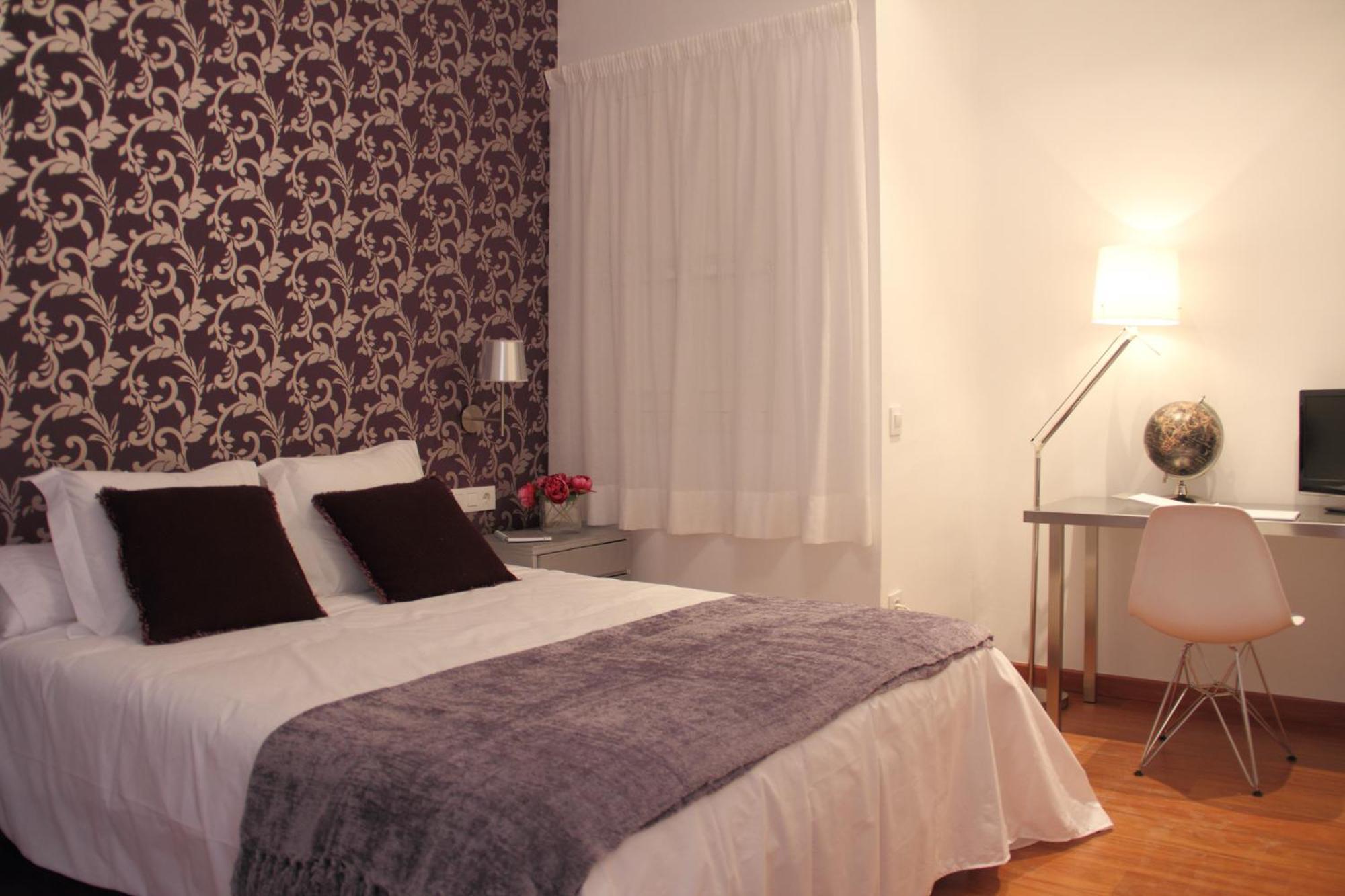 Bed & Breakfast 7 Moons