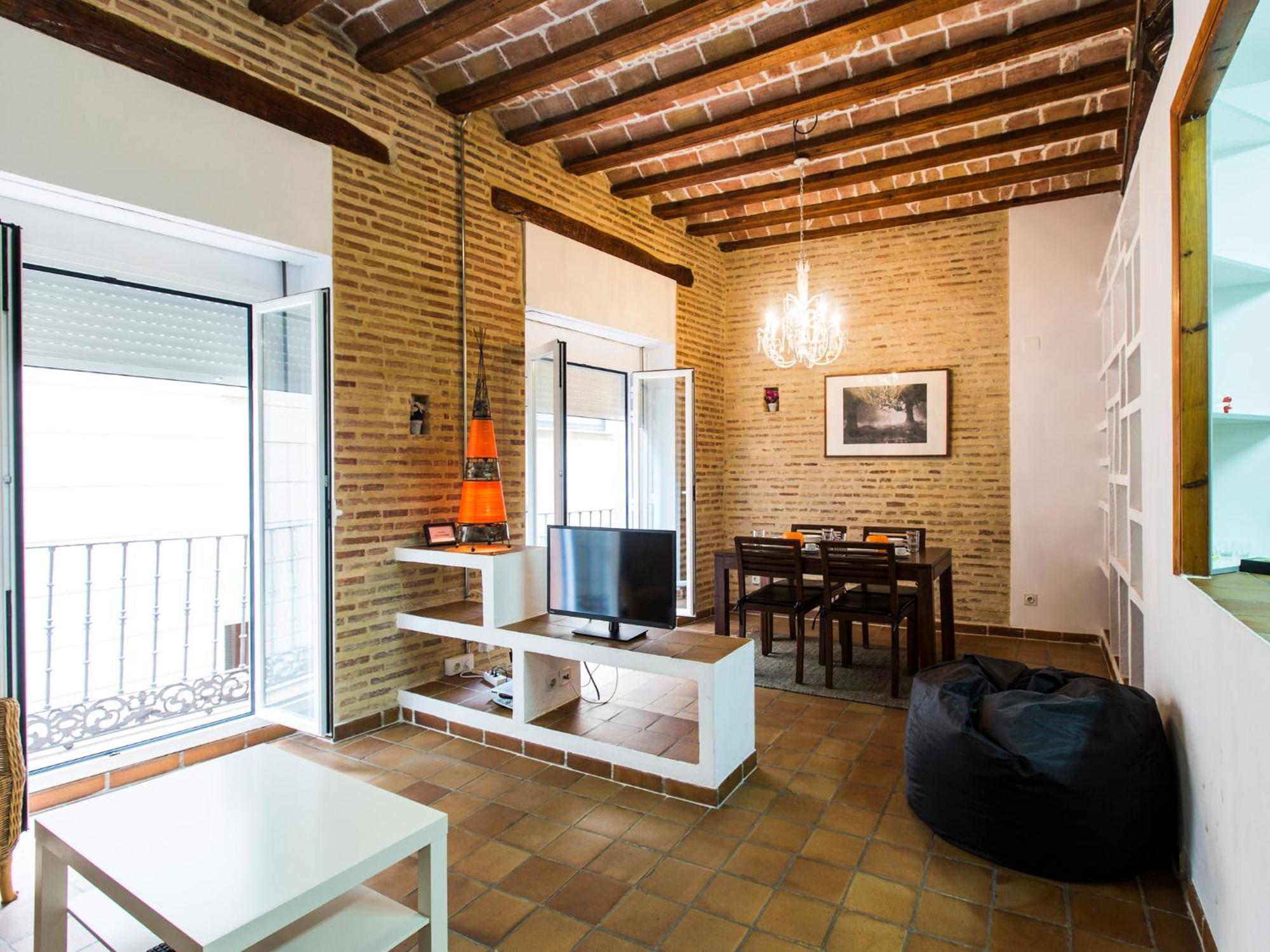 Total Charming Valencia