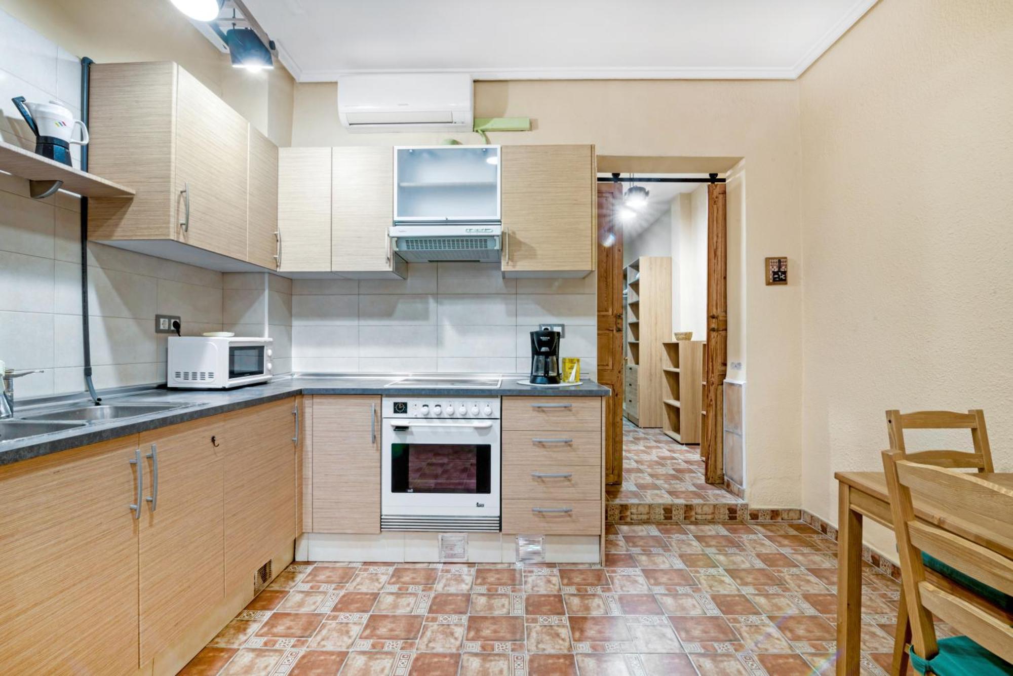 Apartamento Planta Baja, Playa Arenas, Cabanyal *