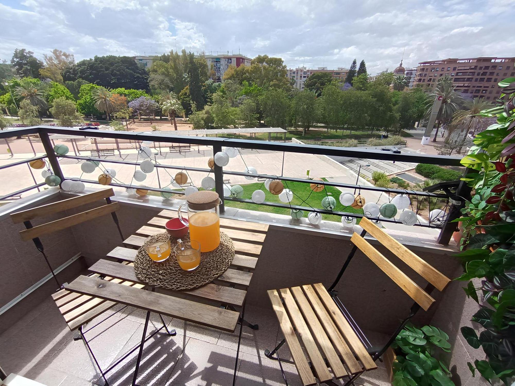 Luxotica Gardens Apartment Valencia