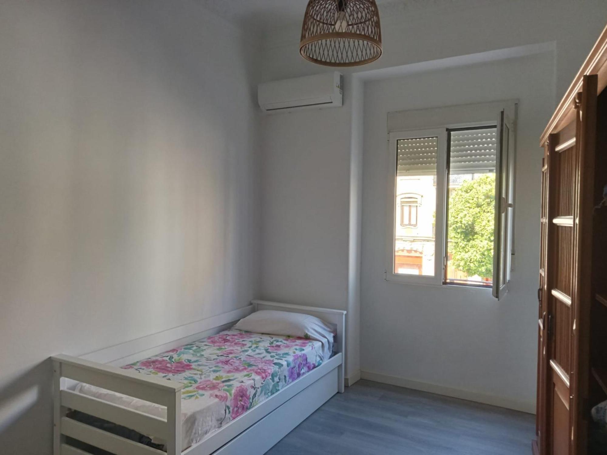 120 Sqm Loft-style Royal Marina Apartment *