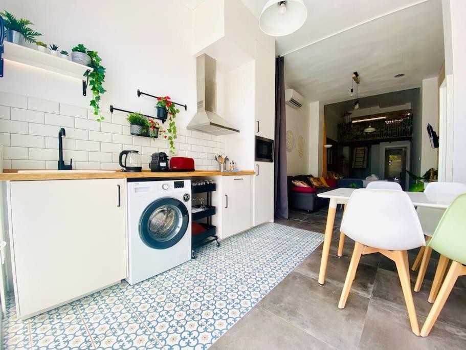 Flat For Family & Groups Apartment *