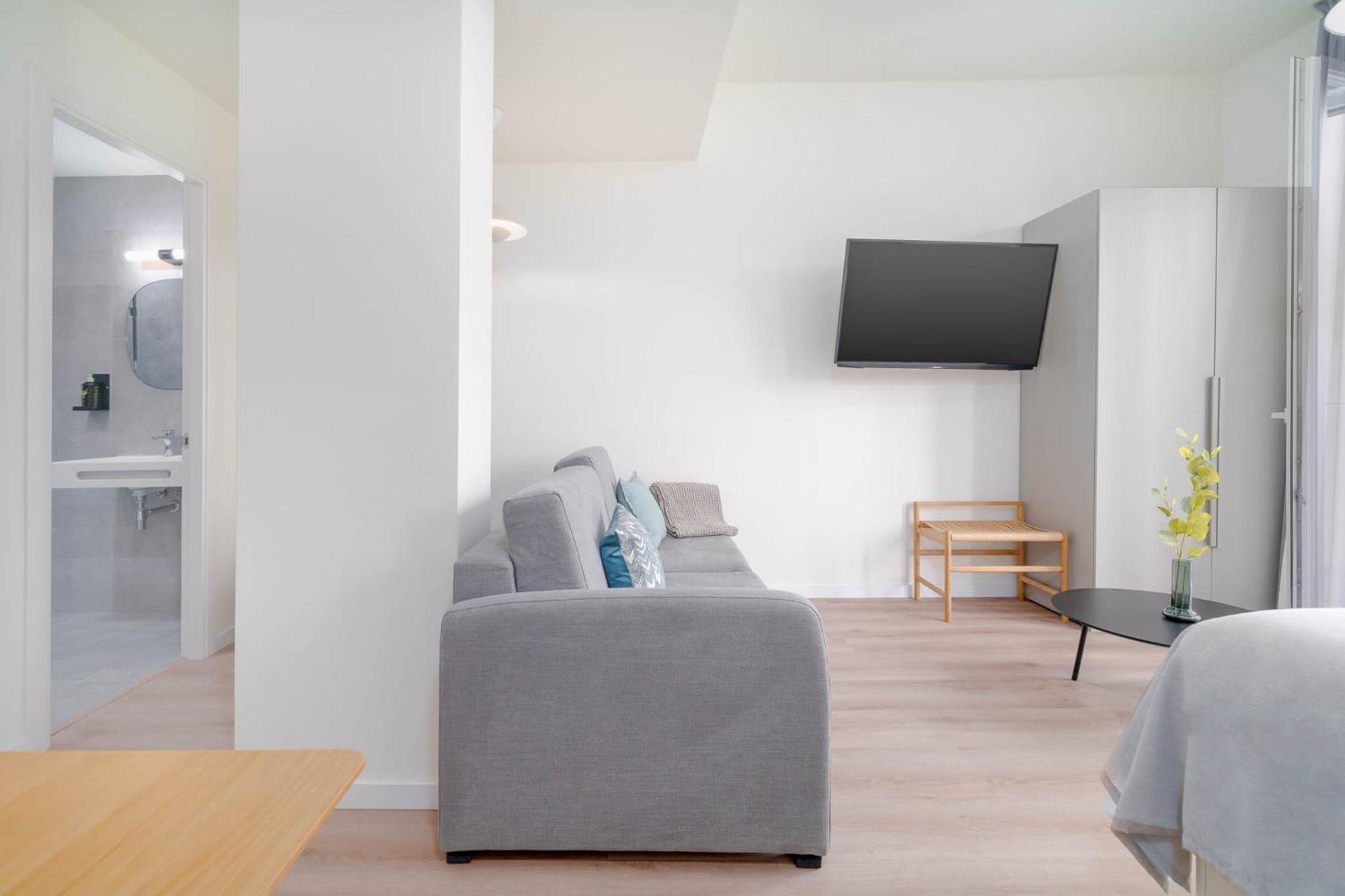 Limehome Carrer De Sant Jacint Apartment *