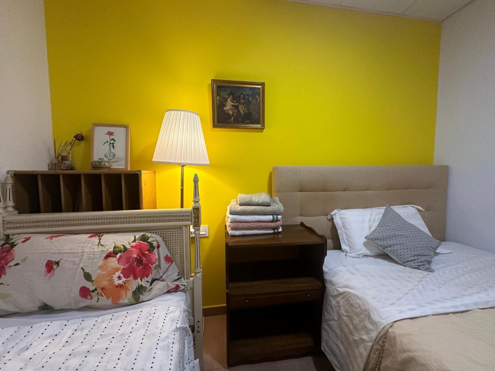 Privatunterkunft Mirador 2 Del Mercado - Con Bano Privado En El Centro De La Ciudad Vella